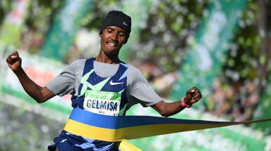 Wielkie emocje w prestiżowym maratonie. Etiopczyk i Kenijka najlepsi w Paryżu