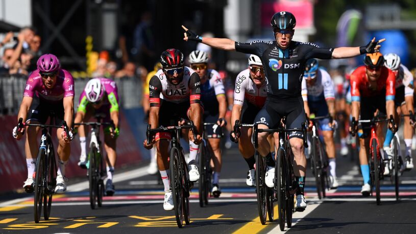 Zaskoczył wszystkich. Pierwszy włoski triumf w Giro d'Italia 2022