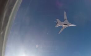 Rosyjskie bombowce Tu-22M3 zrzucają bomby na Syrię