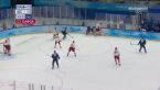 Pekin. Hokej na lodzie. Przepychanka na koniec drugiej tercji finału olimpijskiego