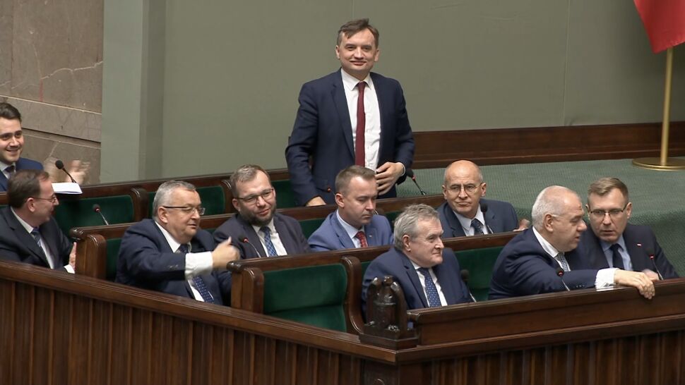 Zbigniew Ziobro pozostaje w rządzie. Wniosek o wotum nieufności odrzucony