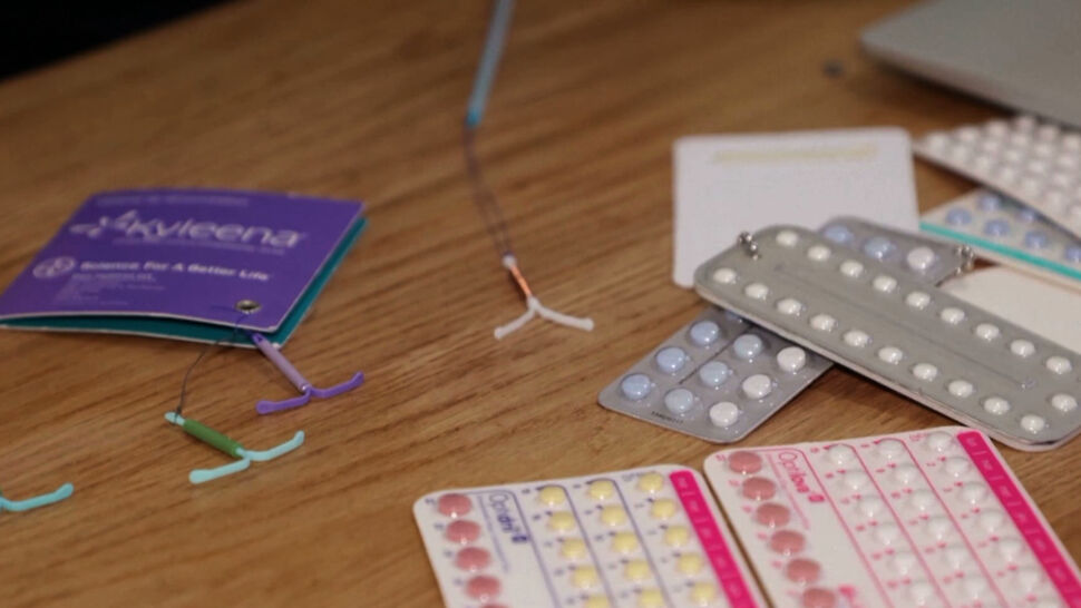 Francja udostępnia środki antykoncepcyjne dla wszystkich kobiet, które nie ukończyły 25. roku życia