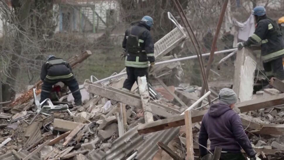 Wojna w Ukrainie. Miasta zbombardowane, noworodek zabity
