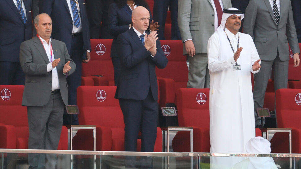 Katar 2022. FIFA postanowiła karać zawodników za opaski "One Love"