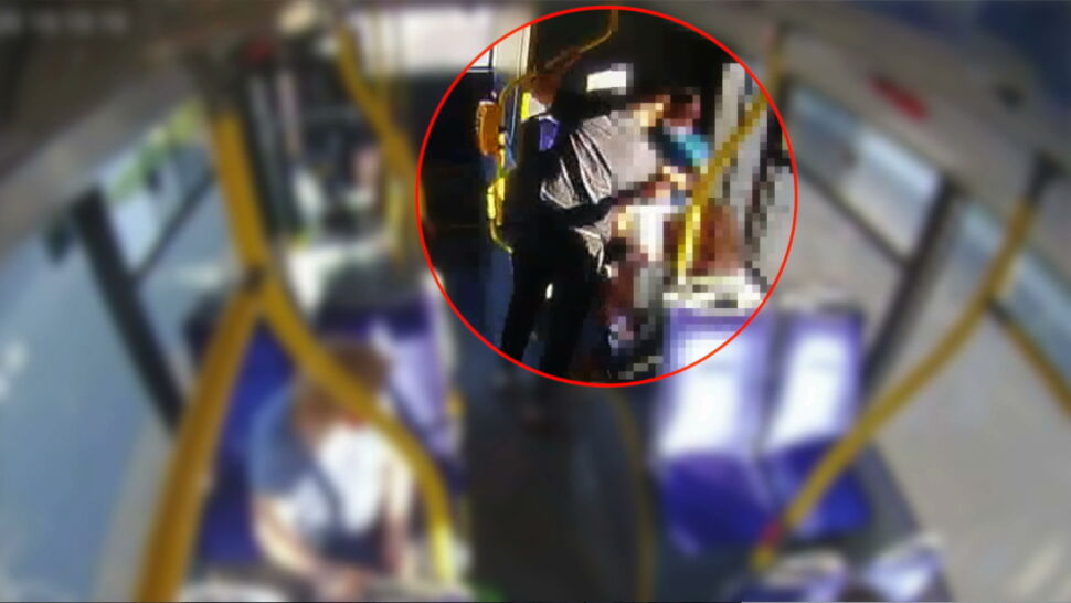 Zaatakował obcokrajowca i kierowcę autobusu. Policja publikuje nagranie i poszukuje sprawcy