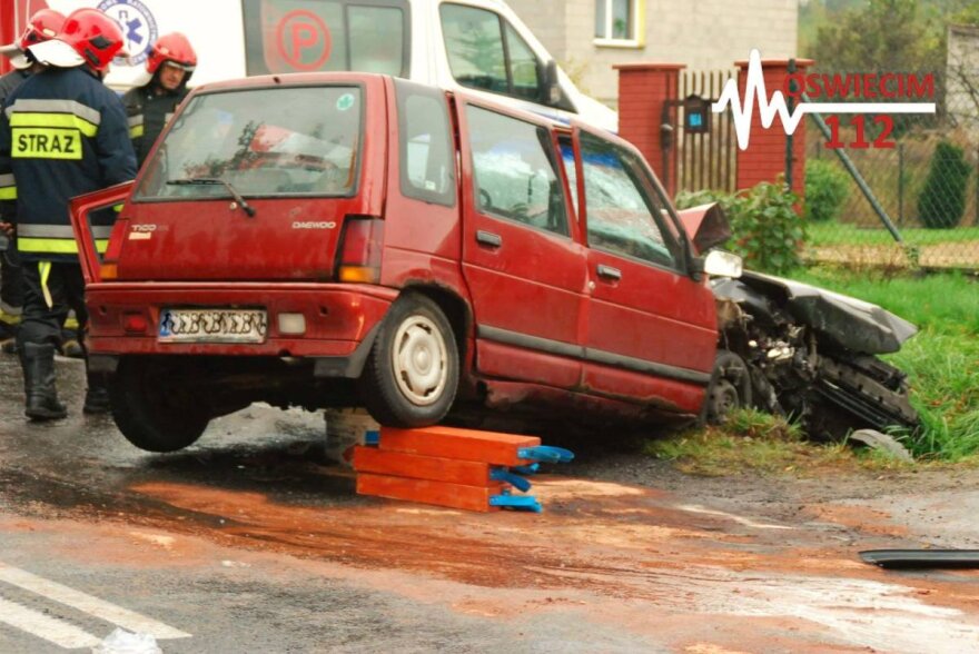 Poważny wypadek na DK44 we Włosienicy. OSWIECIM112
